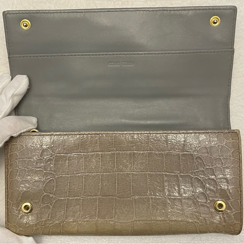 Miu Miu Authentic Vintage Earthy Green Croc-Embossed Long Wallet - Picture 5 of 16